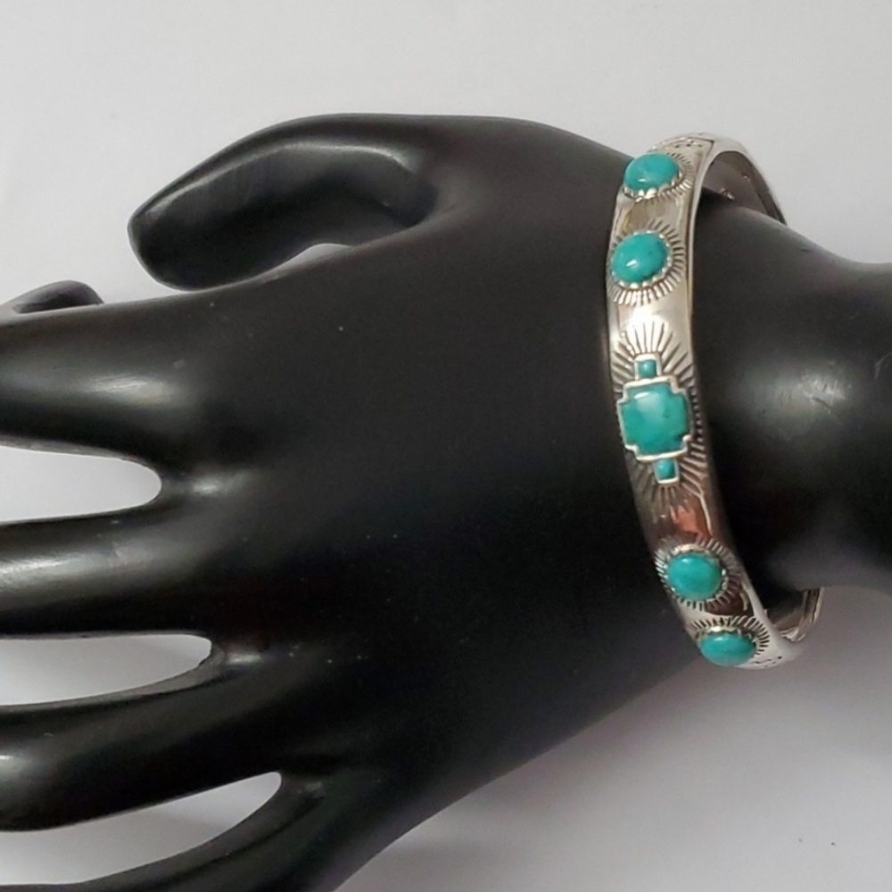Native American Style ’Spirit of the West’ Sterling Silver 925 Cuff Bracelet